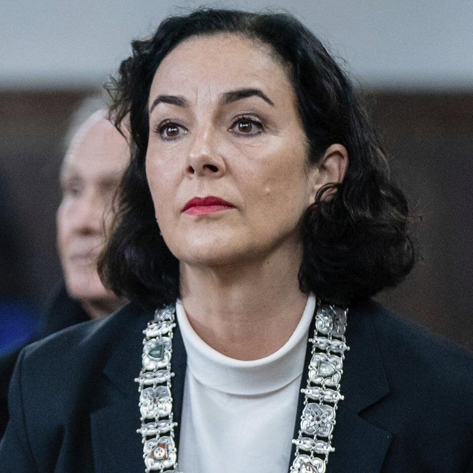 Amsterdam mayor apologizes for the city’s role in the Holocaust